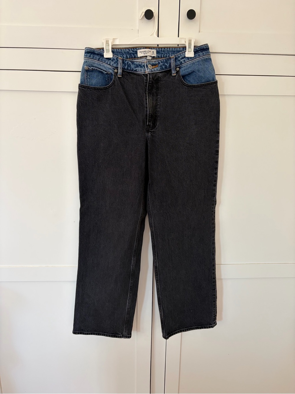 Abercombie & Fitch Two Tone Black Blue 90’s Relaxed High Rise Jeans Size 30/10 - Picture 2 of 7